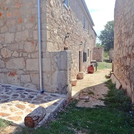 Mareta - In A Stone House Apartment