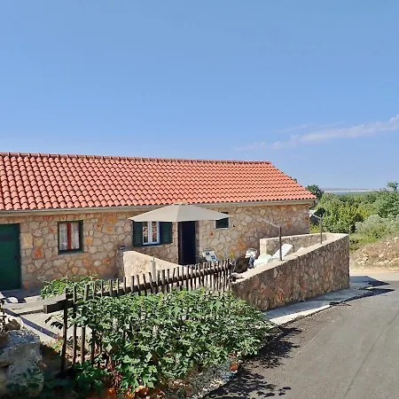 Mareta - In A Stone House Apartamento Seline