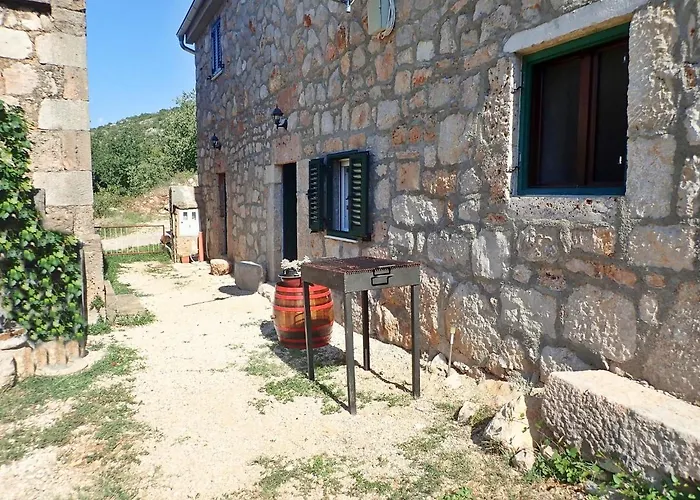 Mareta - In A Stone House Apartamento Seline