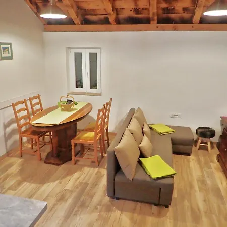 Mareta - In A Stone House Appartement Seline