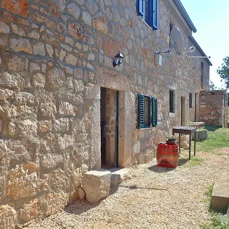 Mareta - In A Stone House * Seline