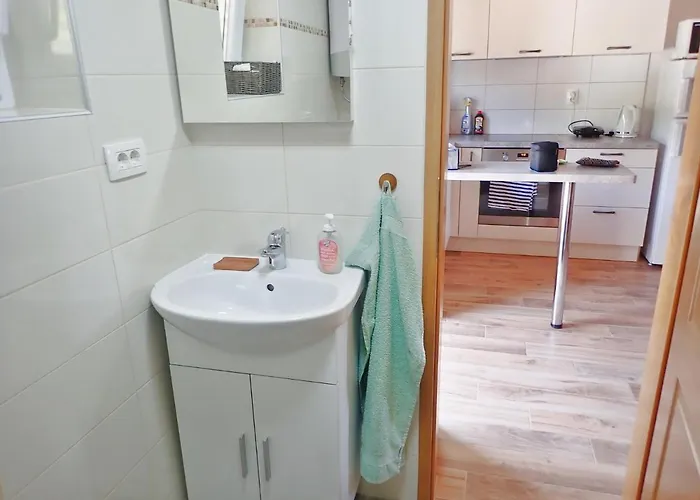 Mareta - In A Stone House Apartament