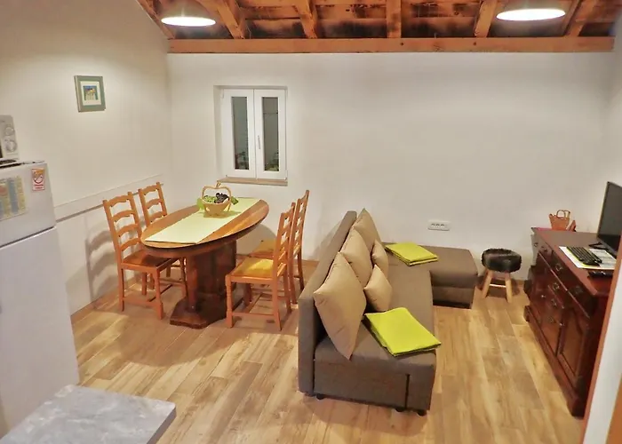 Mareta - In A Stone House Apartament Seline