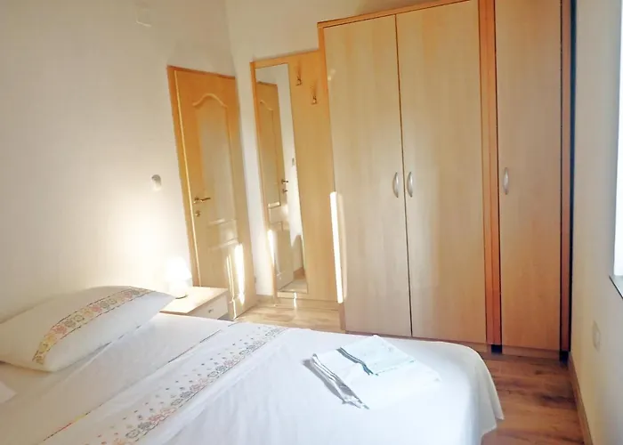 Mareta - In A Stone House