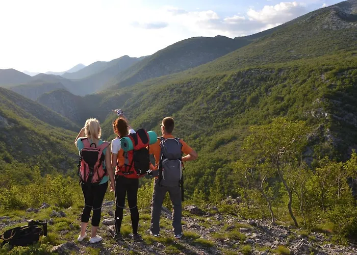 Mareta - In A Stone House *